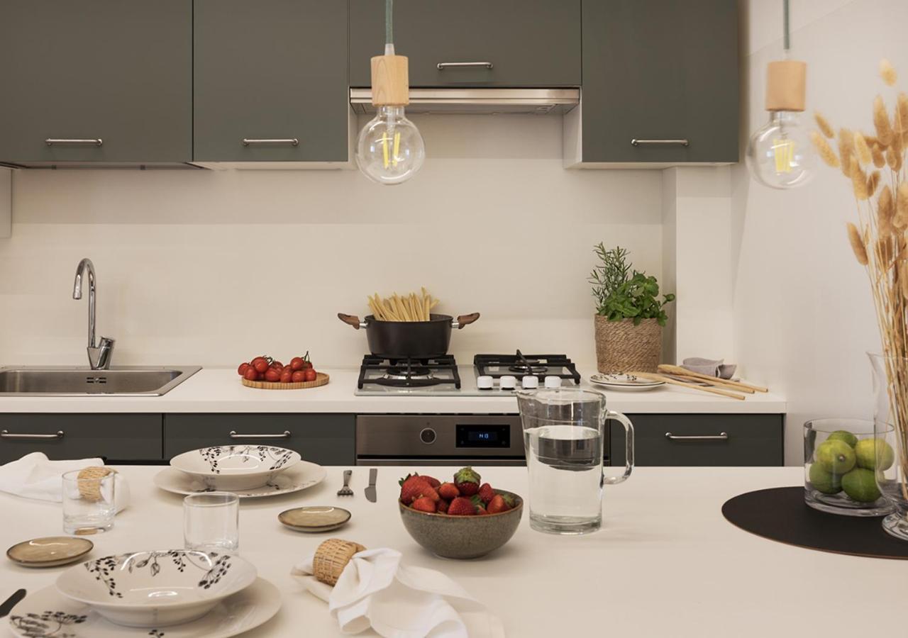 Exclusive Green Apartment - City Center - Como - Near Station Habitación foto