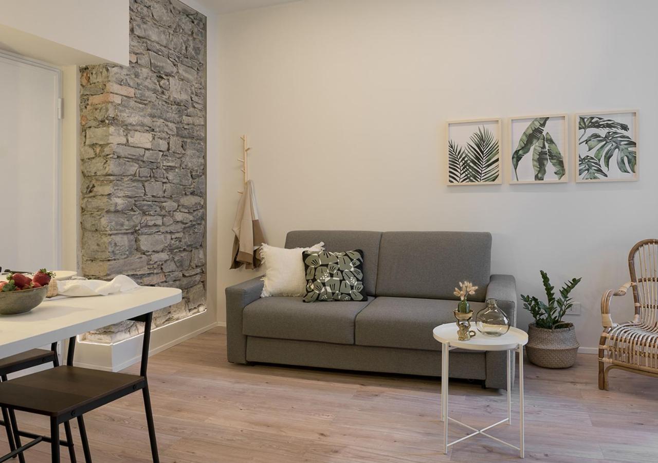 Exclusive Green Apartment - City Center - Como - Near Station Habitación foto